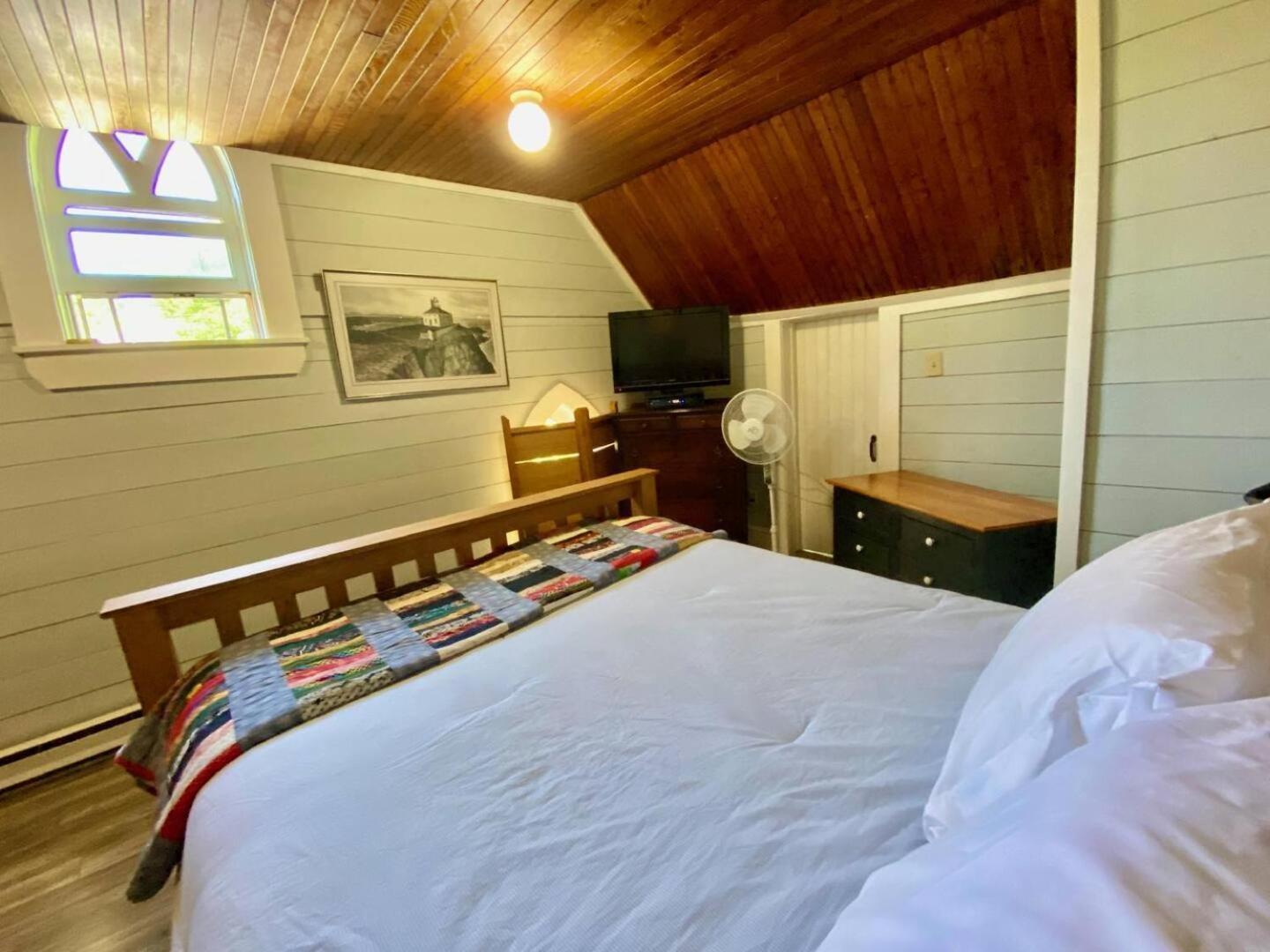 Unique Stay! Converted Church In Idyllic Location St. John's Buitenkant foto